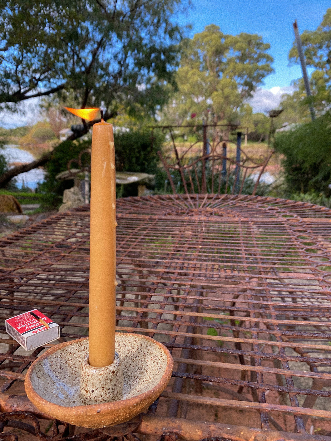 candle stick keeper